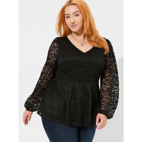 NWT Torrid 0 Black Stretch Lace V-Neck Smocked Waist Long Sleeve Babydoll Top - Picture 2 of 9